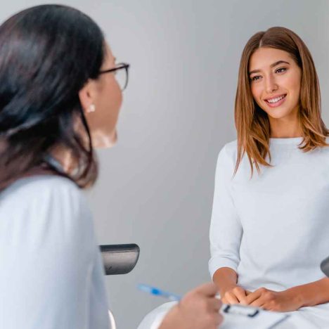 Ciągłe kłótnie, milczenie, brak bliskości – kiedy para powinna szukać pomocy terapeuty?